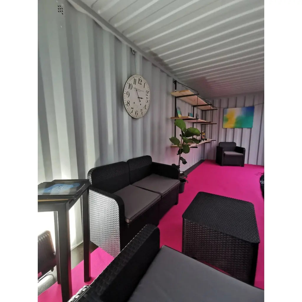 Contenedor marítimo 20′ Amueblado